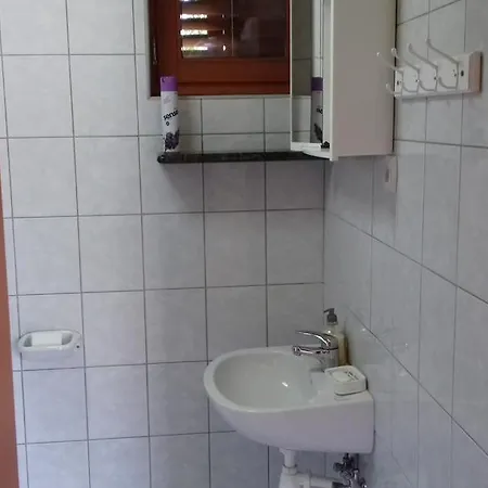 Toparti Vendeghaz Pensionat *